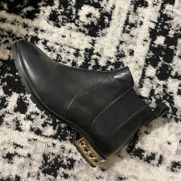 Karl Lagerfeld Simone Bootie - Picture 5 of 6